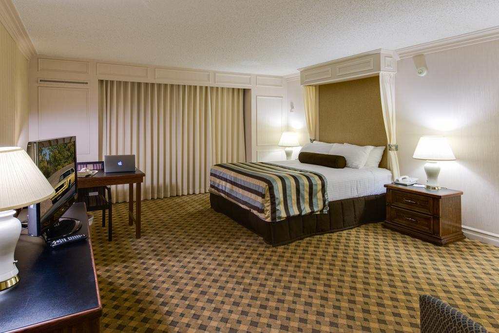 Black Knight Inn Red Deer Habitación foto